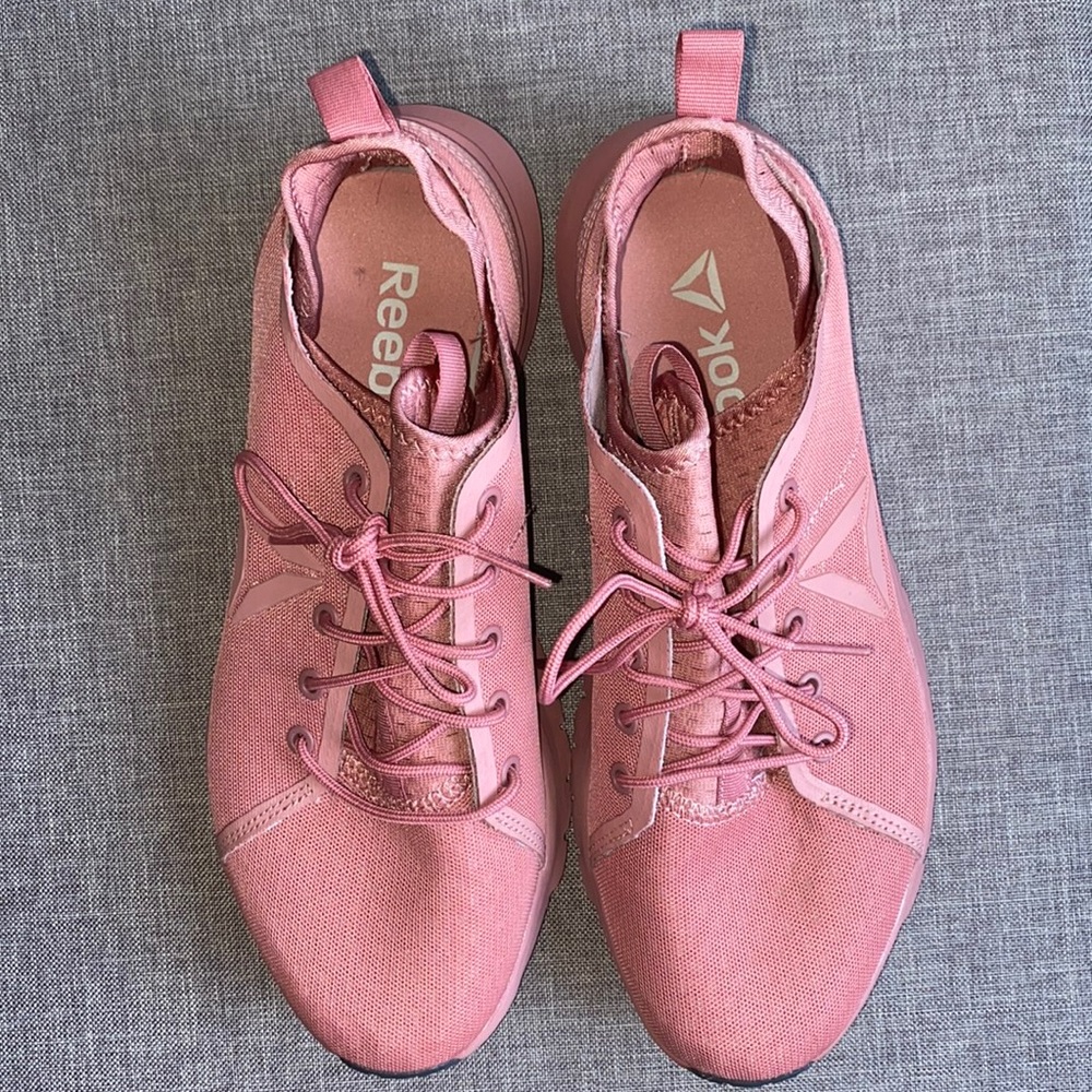 Dusty Rose/Pink Reebok tennis shoes size 8